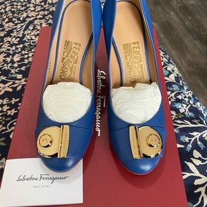 Salvatore Ferragamo Fiamma 85 pumps